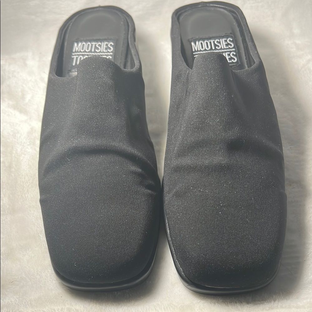 Mootsies Tootsies Black Loafers Slip-On Mules - Size 6.5